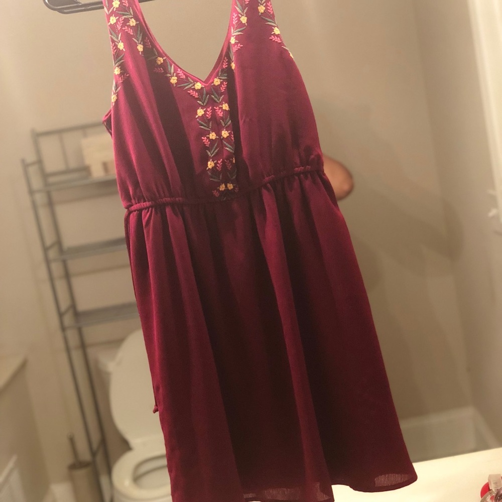 Dress - Picture 2 of 3